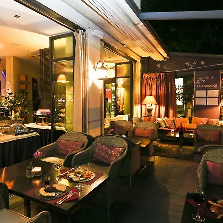 La Place Boutique מלון 3*