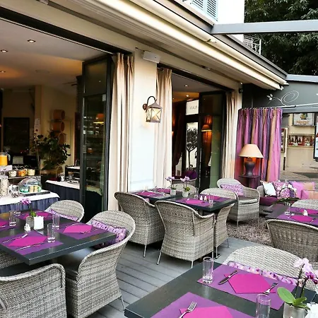 La Place Boutique 3*