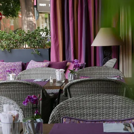 Ξενοδοχείο La Place Boutique 3*