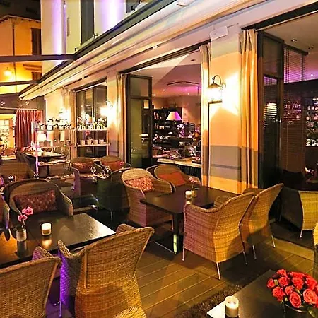 Hotel La Place 3*