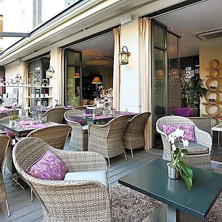 La Place 3* Antibes
