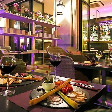 Hotel La Place