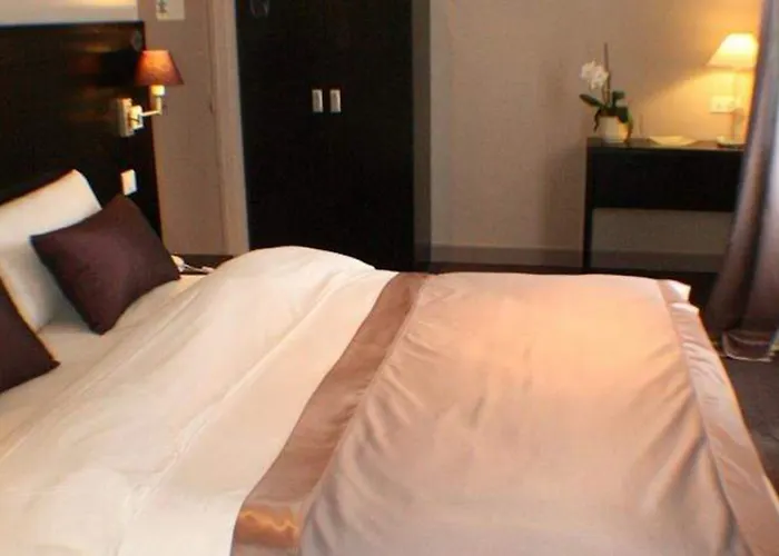 La Place Boutique Antibes